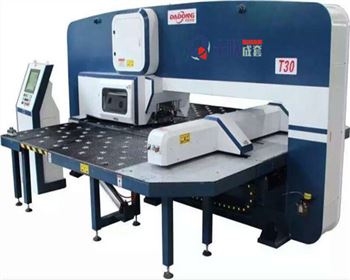 閉(bi)式液壓(yā)數控轉(zhuan)塔沖床(chuang)