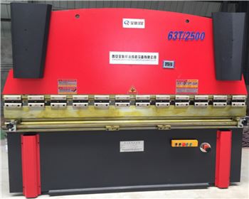 河南液壓(ya)數顯折彎(wān)機