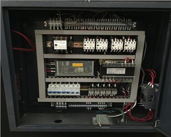 液壓折彎機電(dian)路維修改造