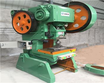 岐(qi)山縣開元機械(xiè)制造有限責任(rèn)公司